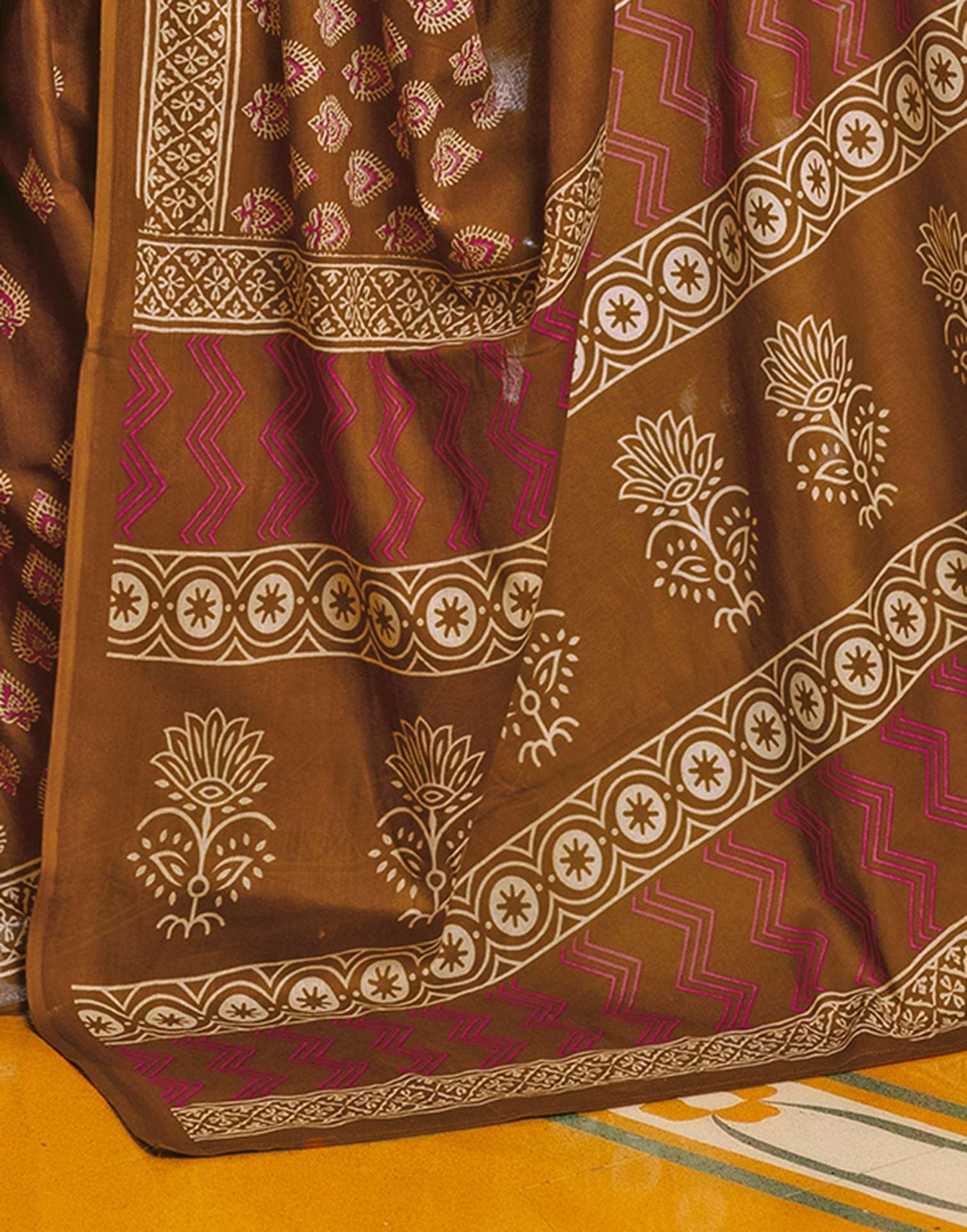 Brown Cotton Printed Saree