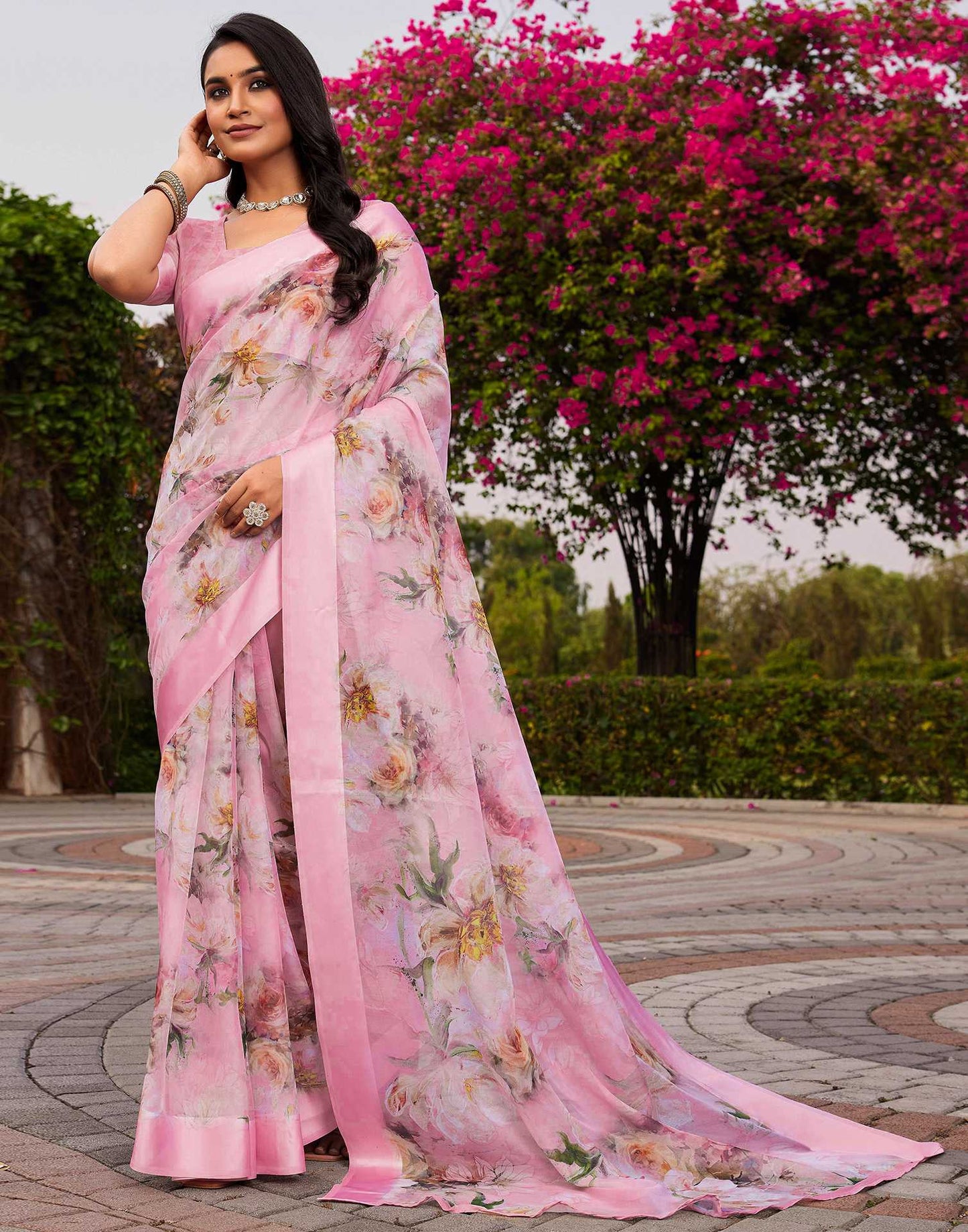 Baby Pink Georgette Floral Printed Saree