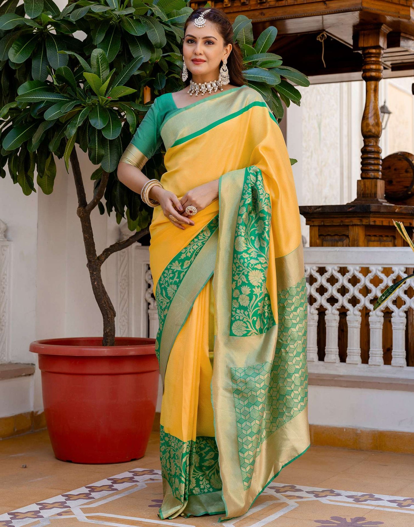 Yellow Silk Woven Kanjivaram Saree